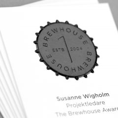 Multi-level foiled award booklet